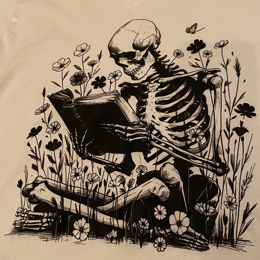 Chic Reading Skeleton White Long Sleeve Tee